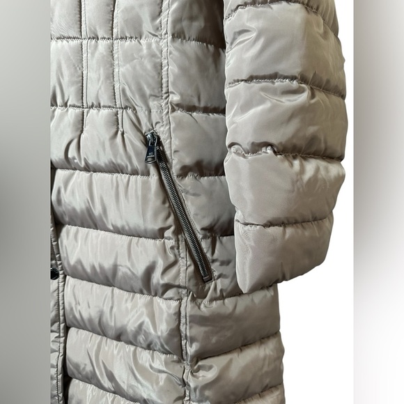 Kenneth Cole Taupe Puffer Coat Women’s XL Long Hooded Jacket Faux Fur Lined Warm - Picture 5 of 9